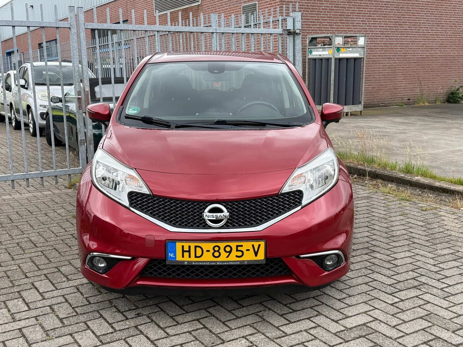 Nissan Note 1.2 DIG-S Tekna 98PK 5 deurs! Navi l 360 camera, Voorwielaandrijving, Stof, Gebruikt, Zwart
