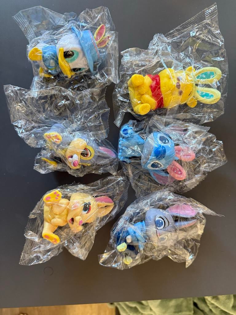 Leuke Disney poppetjes - Winnie de Poeh, Stitch en meer, Ophalen of Verzenden, Winnie de Poeh of vrienden, Nieuw, Beeldje of Figuurtje