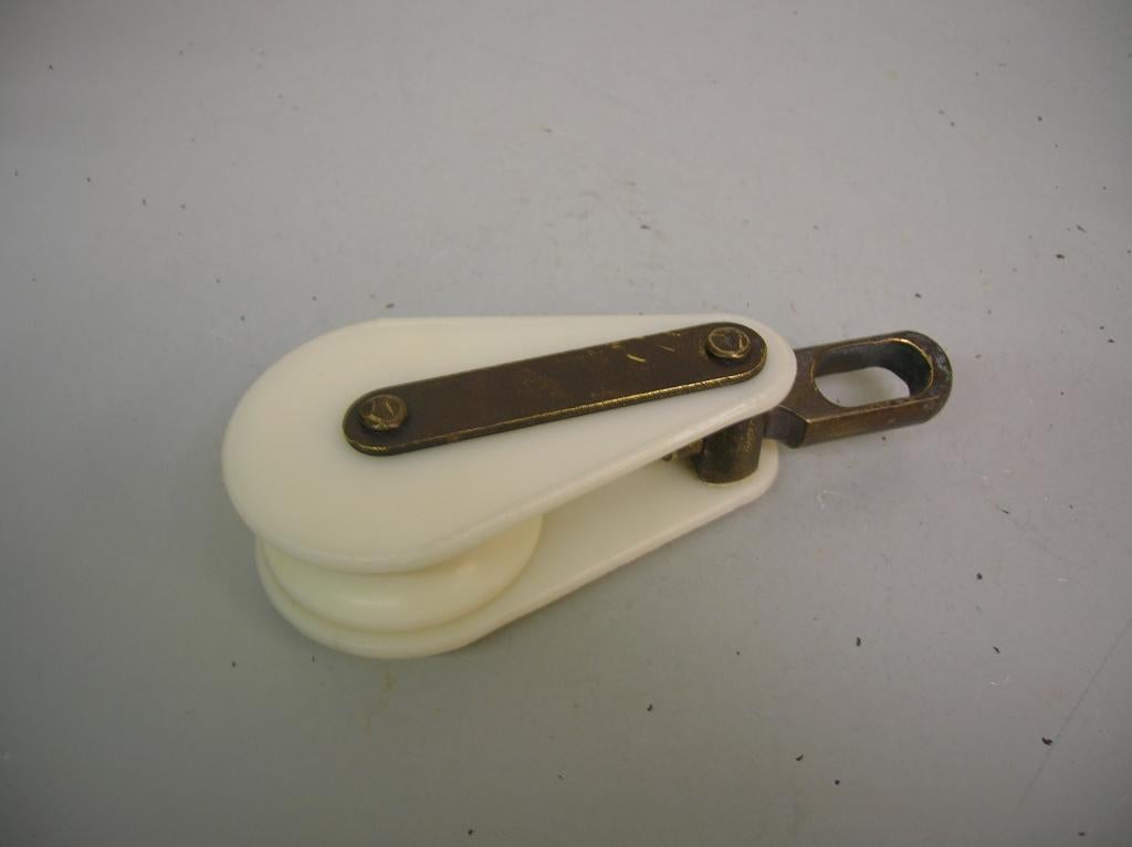 Vintage blokken, brons beslag, 12 - 13 mm, Ophalen of Verzenden, Gebruikt, Lijn of Blok