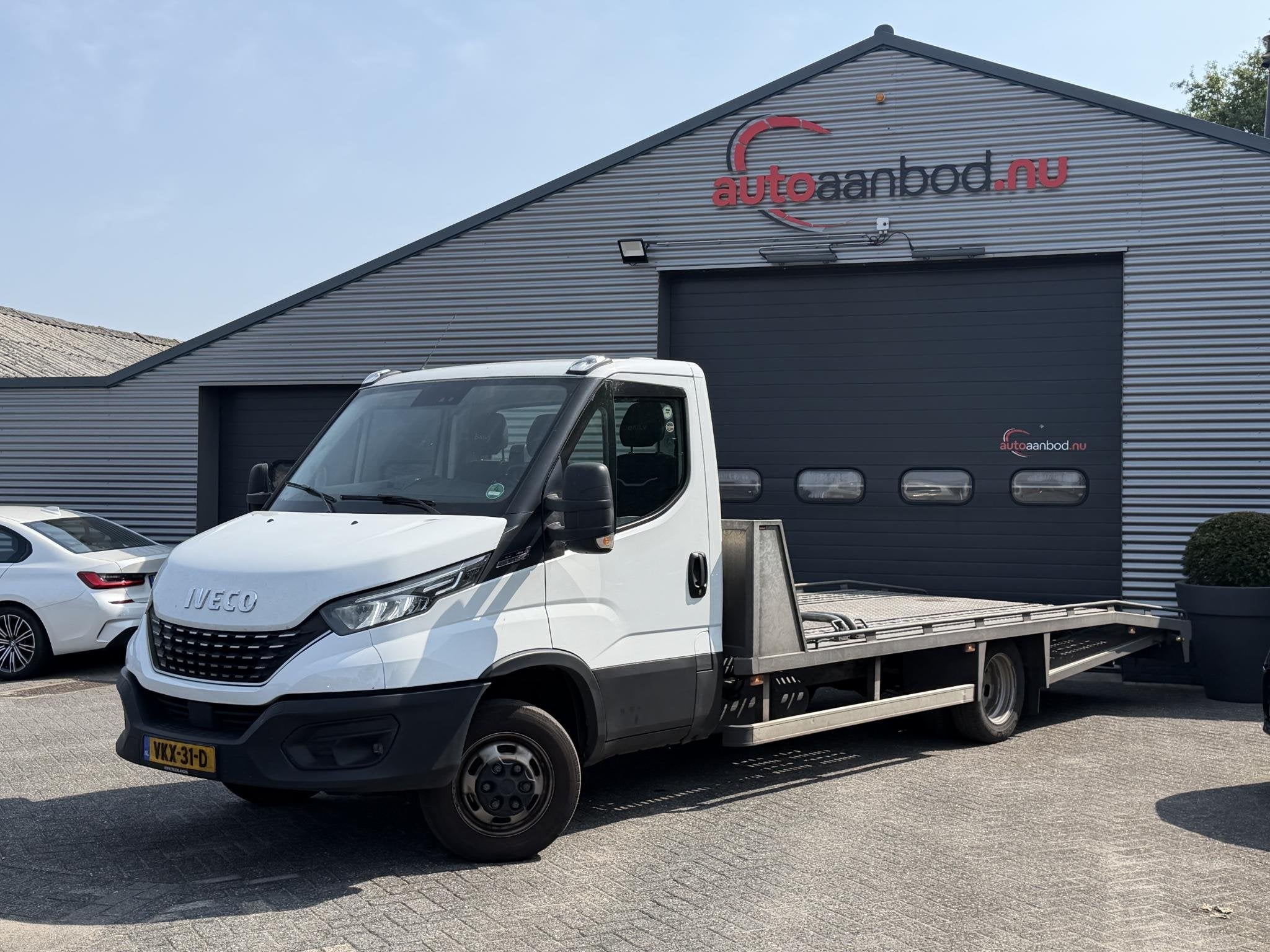 Iveco Daily 35C18H 3.0 410 Oprijwagen | 180 PK | Trekhaak |, Automaat, Gebruikt, Euro 6, 4 cilinders
