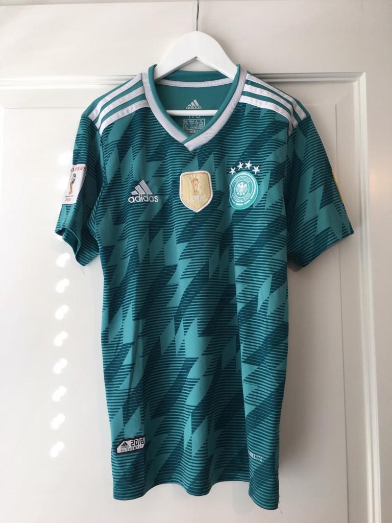 #176-008 Voetbalshirt Duitsland te koop! Maat 176, Sport en Fitness, Voetbal, Zo goed als nieuw, Shirt, Maat XS of kleiner, Verzenden
