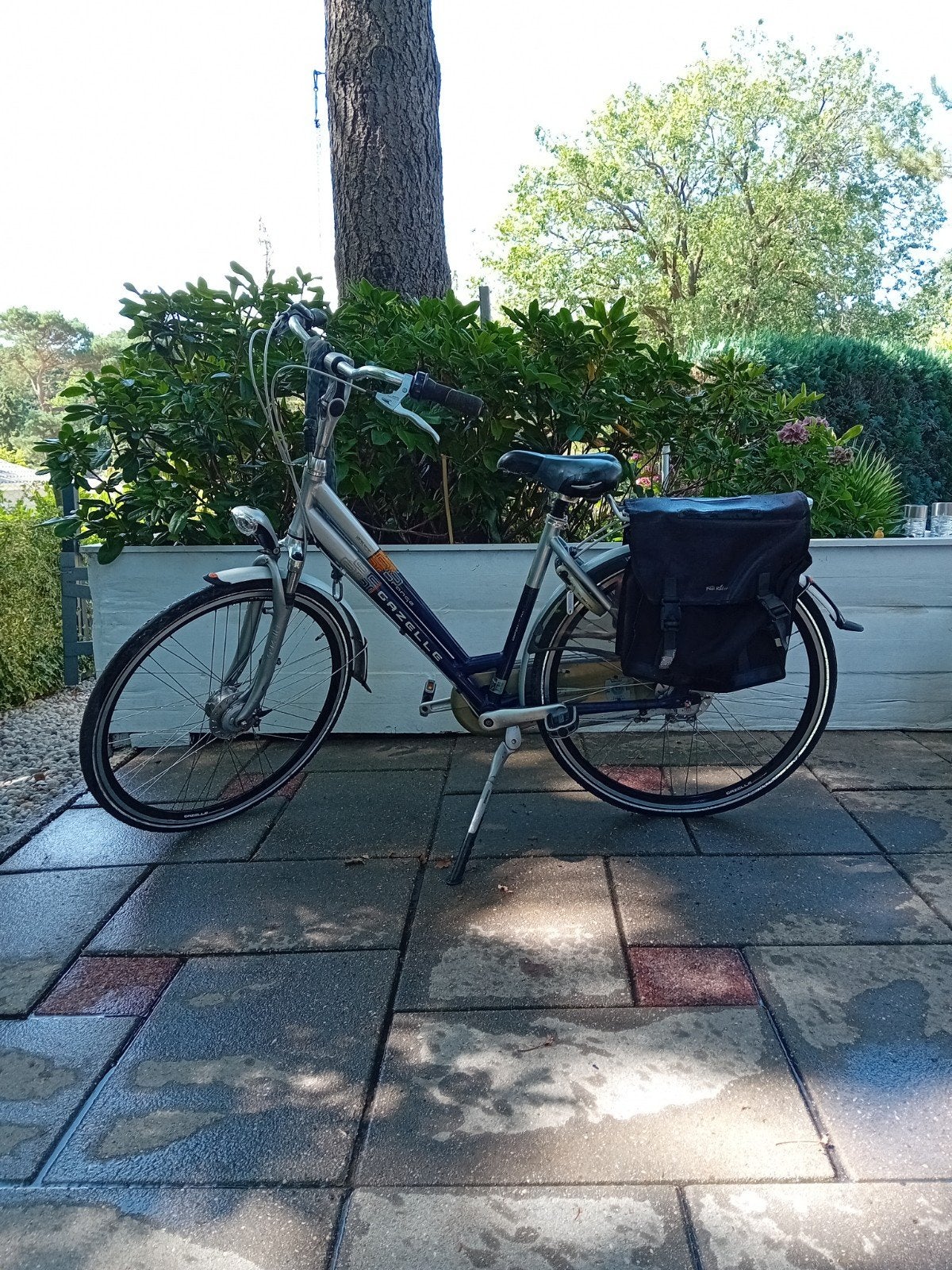 2 nette fietsen, jaren niet gebruikt, onderhoud nodig, Fietsen en Brommers, Fietsen | Dames | Damesfietsen, Ophalen, Velgrem, Versnellingen