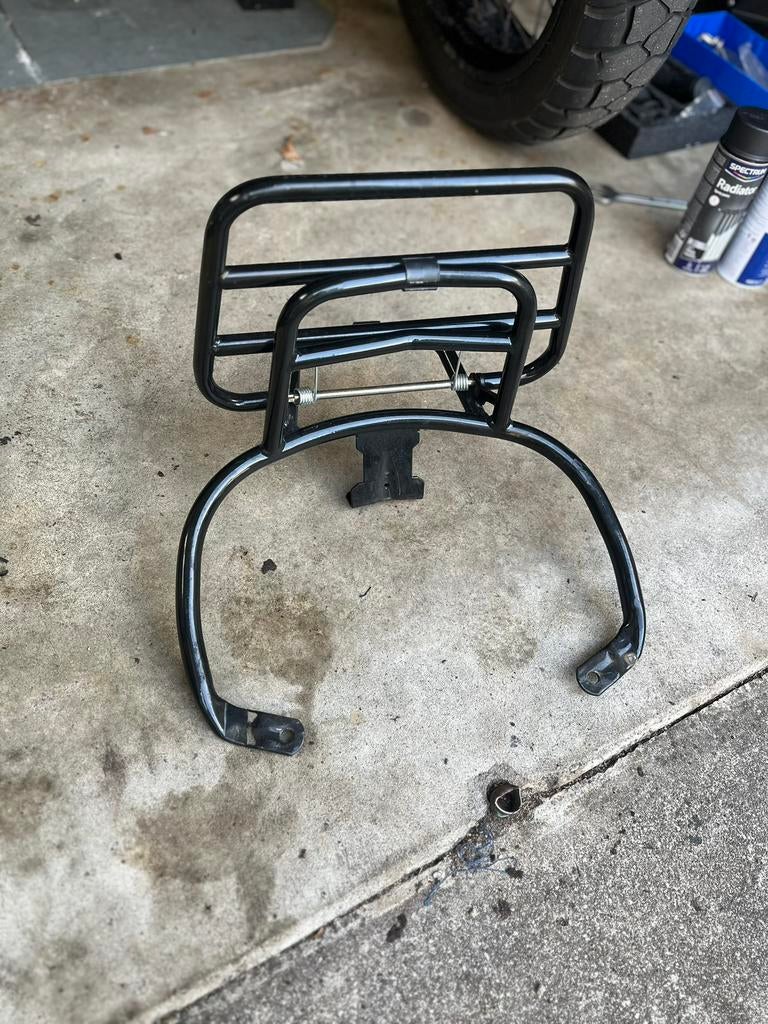 Achterleuning vespa, Fietsen en Brommers, Ophalen of Verzenden, Zo goed als nieuw, Zadel, Vespa