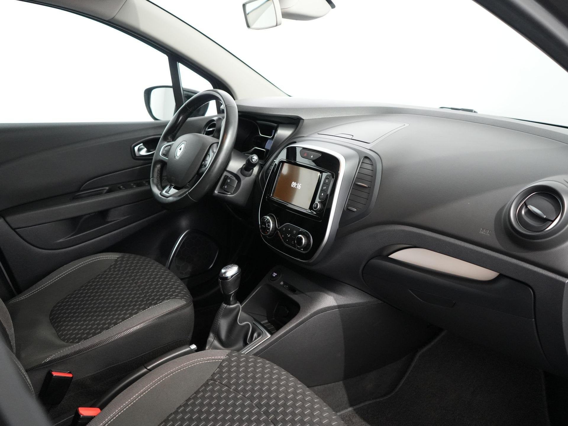 Renault Captur 0.9 TCe Intens | Camera | Navi | Trekhaak | S, Voorwielaandrijving, 898 cc, Stof, Gebruikt