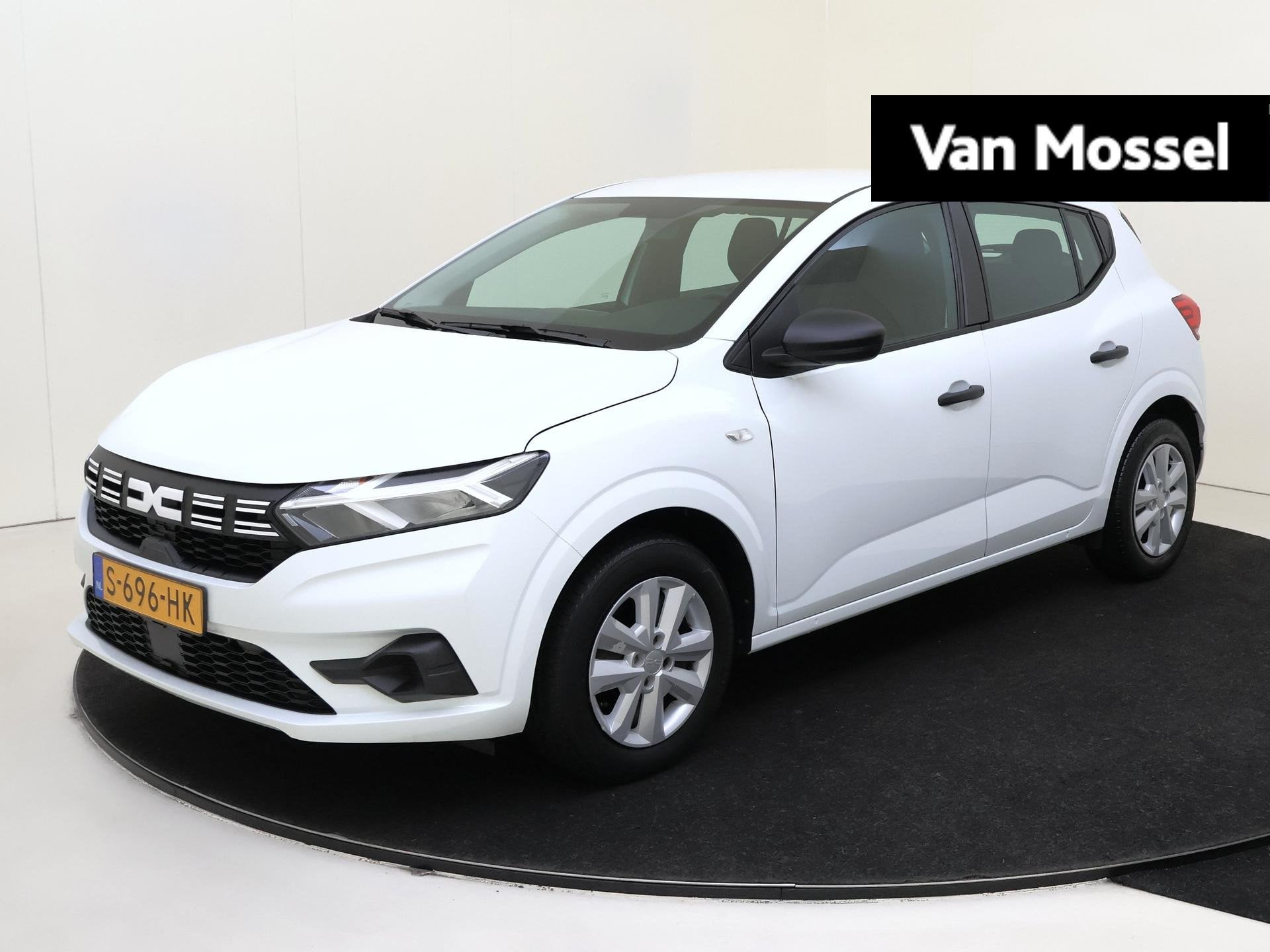 Dacia Sandero 1.0 TCe 100 ECO-G Essential | Trekhaak | Airco, Auto's, Voorwielaandrijving, Gebruikt, Euro 6, 1081 kg