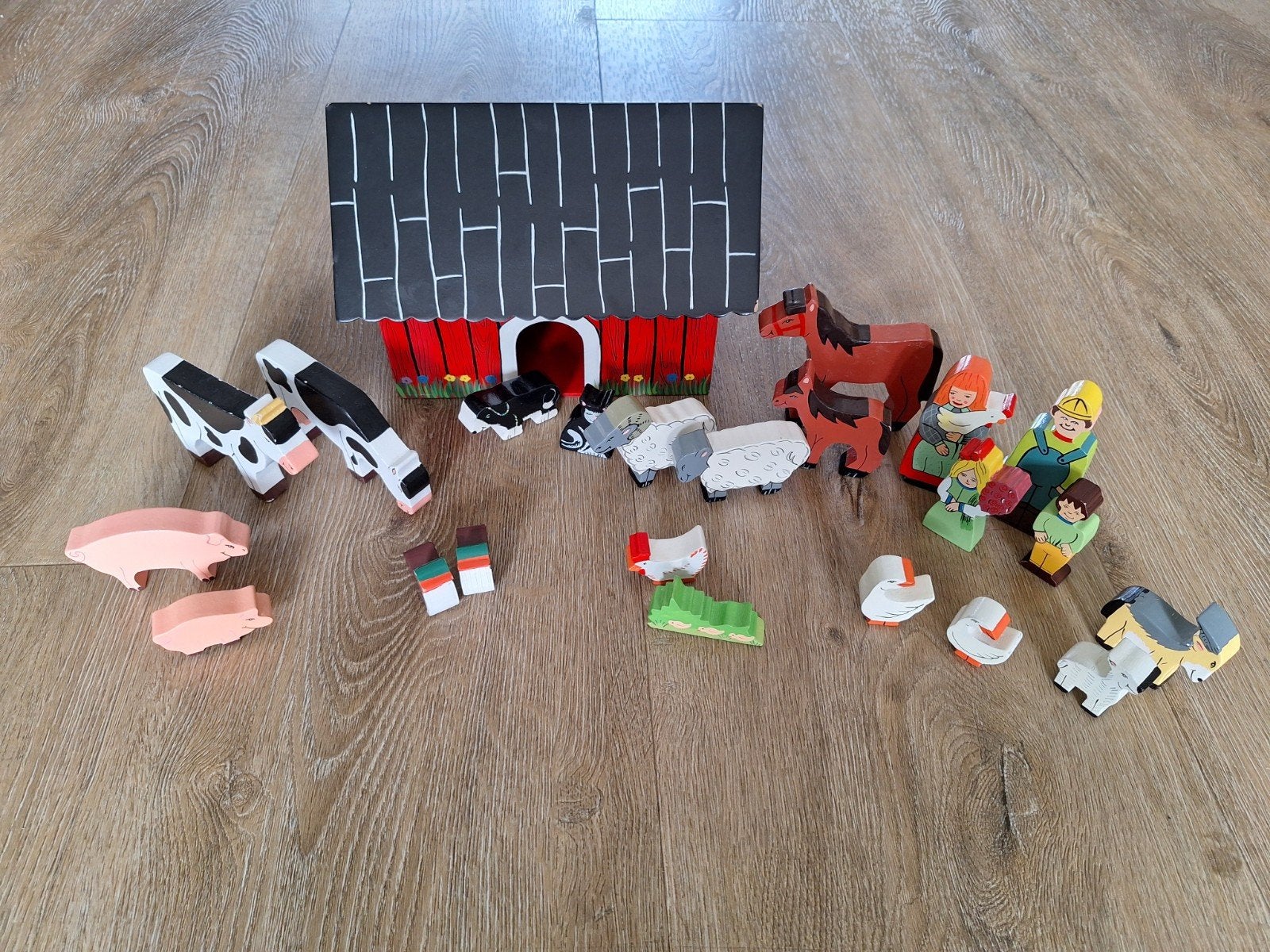 Houten boerderij met houten dieren, Ophalen of Verzenden, Zo goed als nieuw, Overige typen
