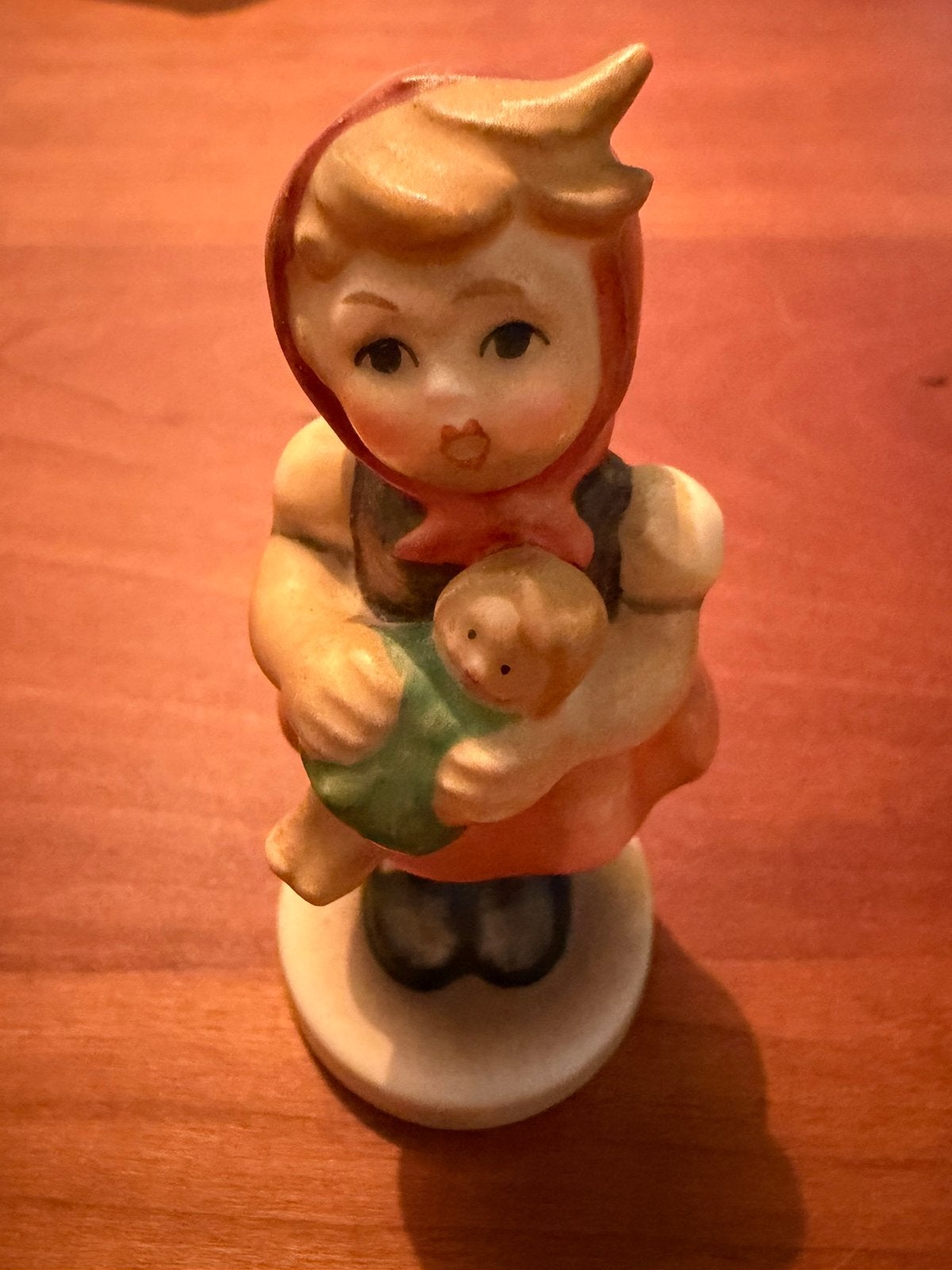 Goebel Hummel beeldje 239/B uit 1967 – onbeschadigd, Ophalen of Verzenden, Zo goed als nieuw, Hummel