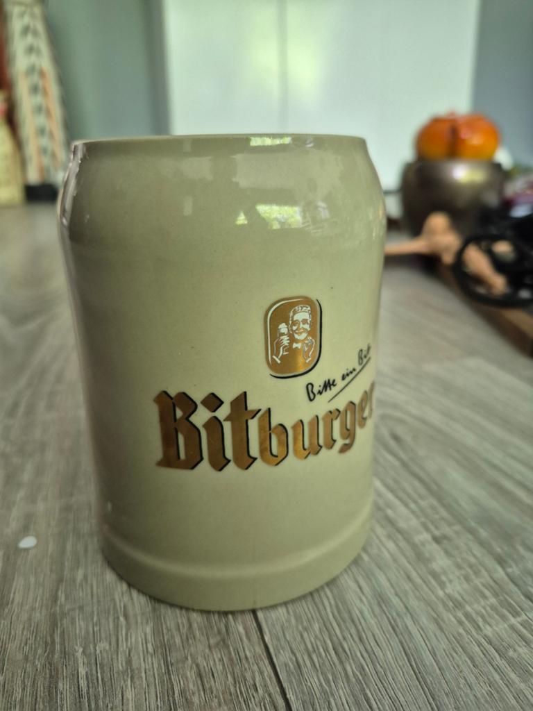 Vintage Bitburger Bierpul - Steengoed, Antiek en Kunst, Ophalen of Verzenden