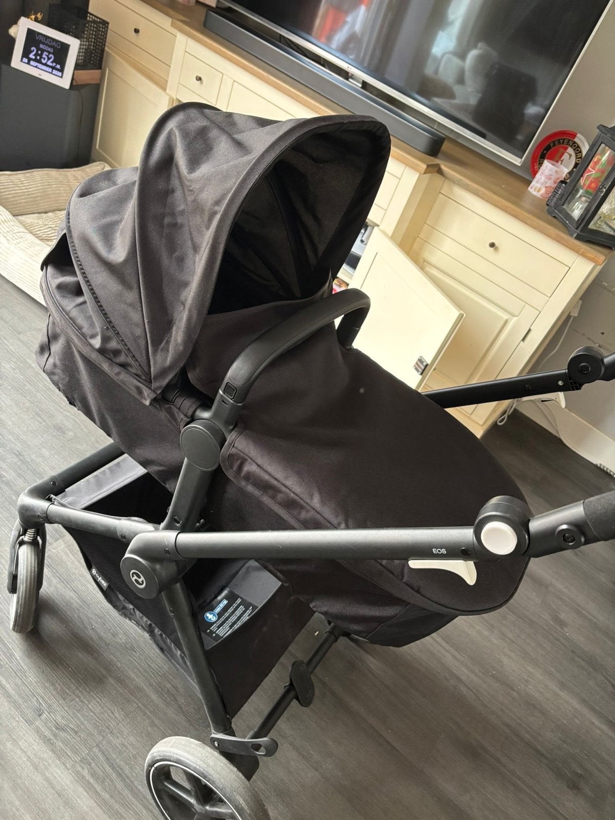Cybex Eos Lux 3-in-1 Combiwagen met Autostoeltje en Base, Zo goed als nieuw, Combiwagen, Met autostoeltje, Ophalen