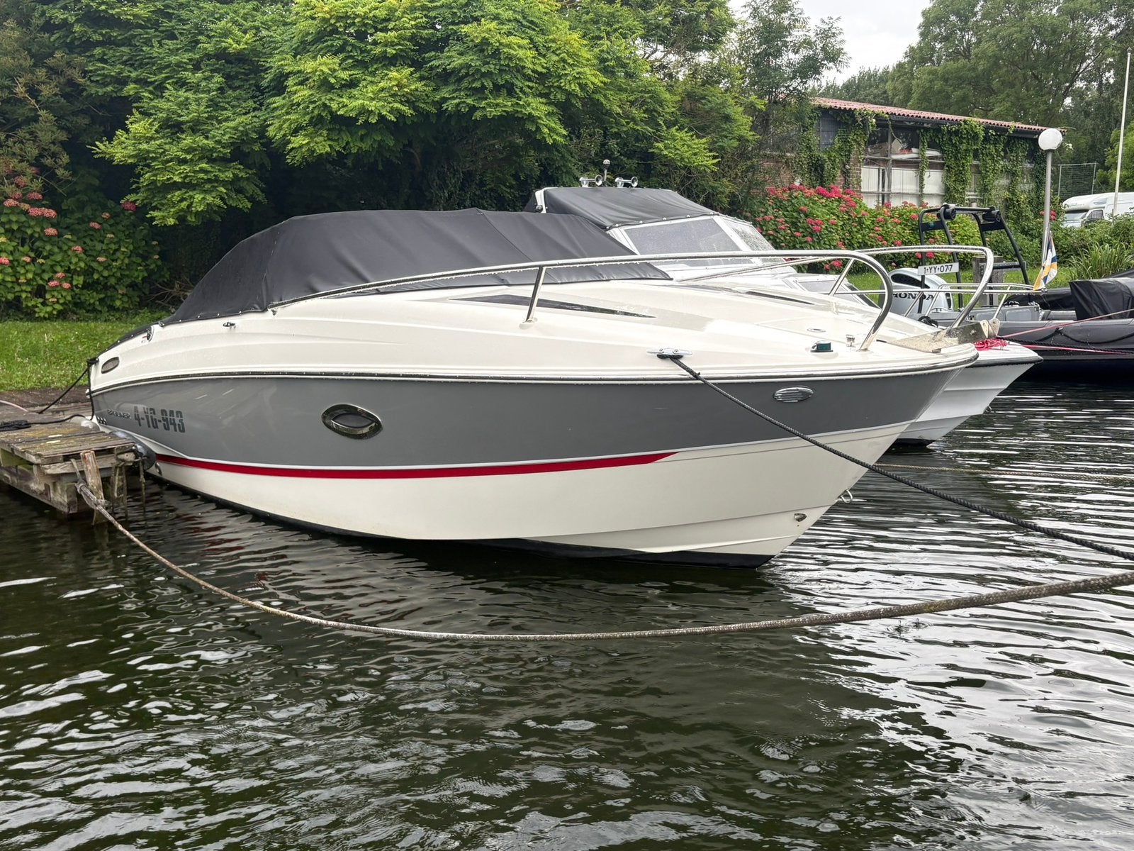 Bayliner 642, Ophalen, Gebruikt, Binnenboordmotor, 120 tot 200 pk
