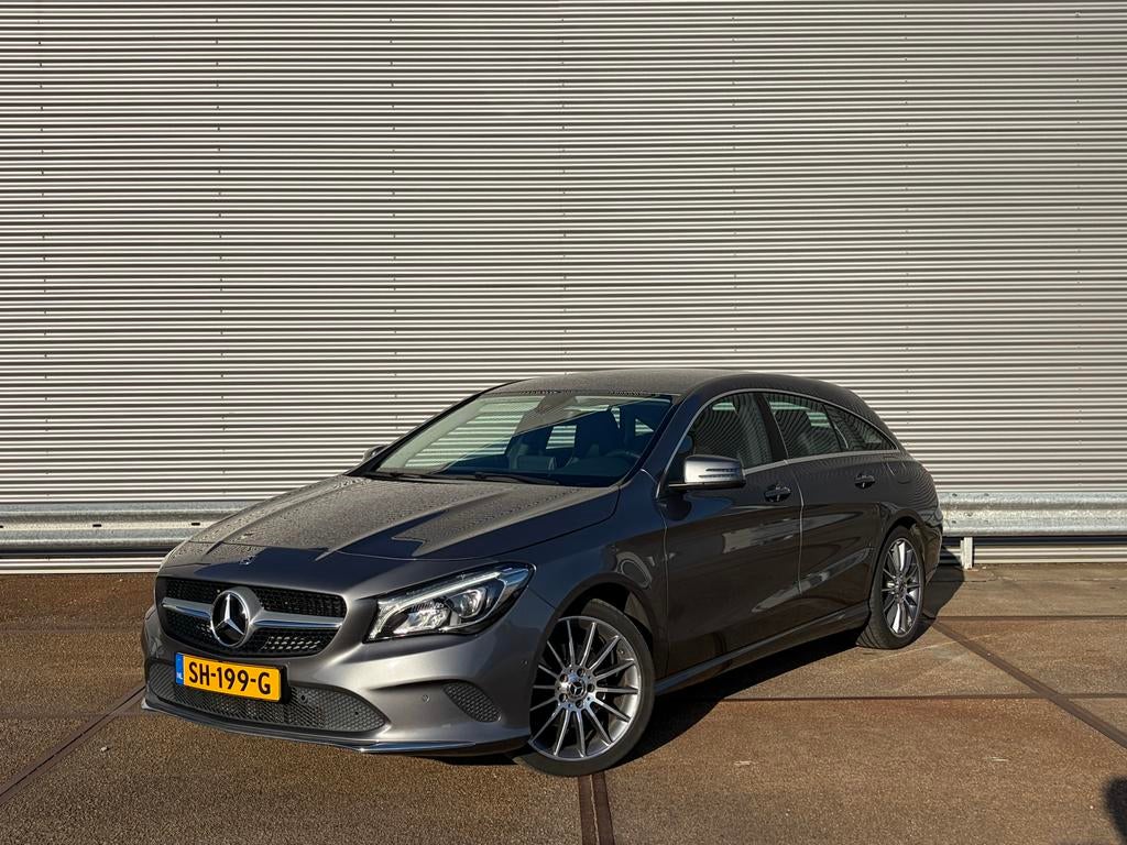 Mercedes-Benz CLA 1.6 Cla180 - 2018 Grijs, Auto's, CLA, Zwart, 4 cilinders, 122 pk