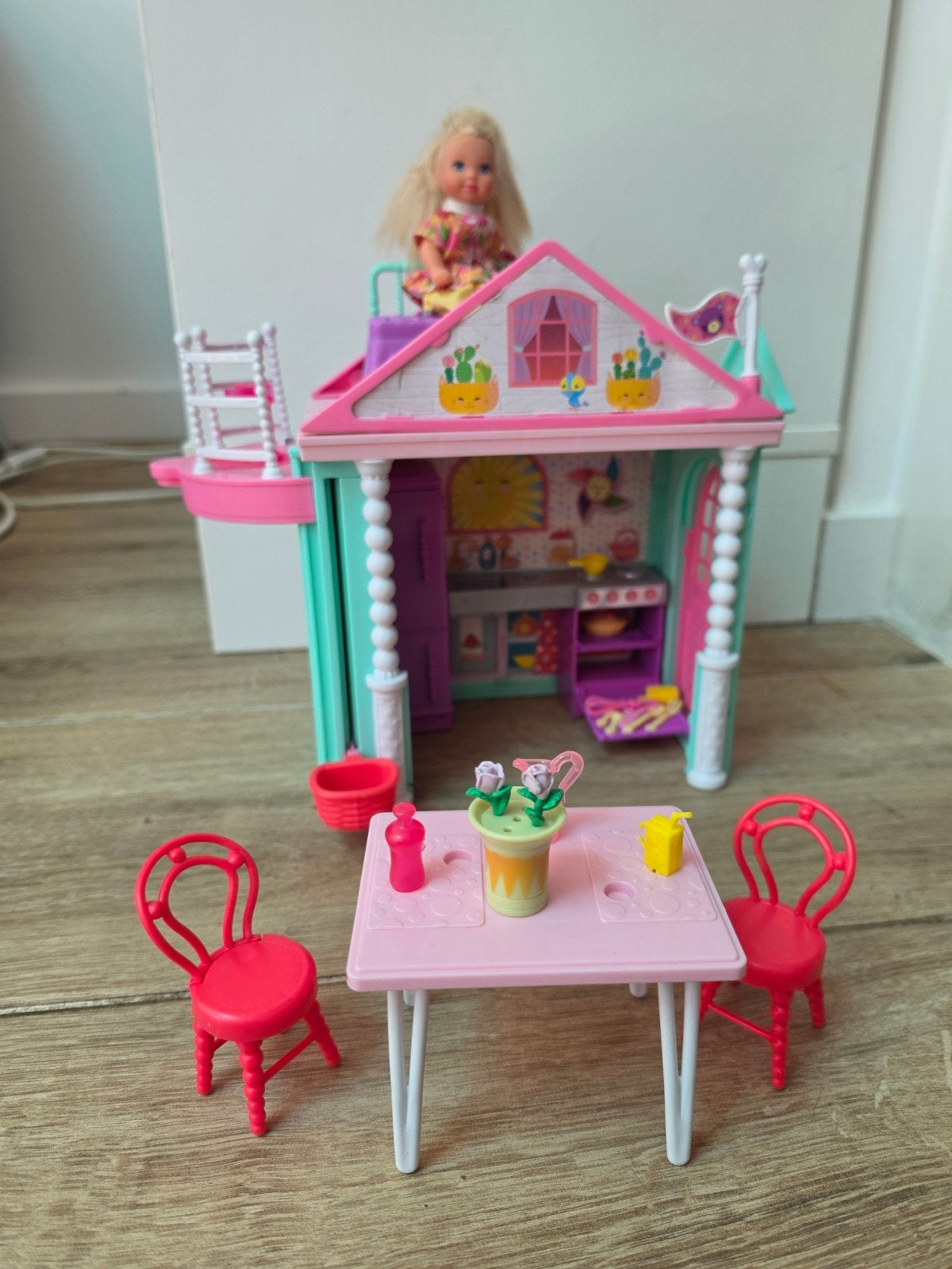 Barbie Chelsea Speelhuis met pop en accessoires, Ophalen of Verzenden, Gebruikt, Barbie