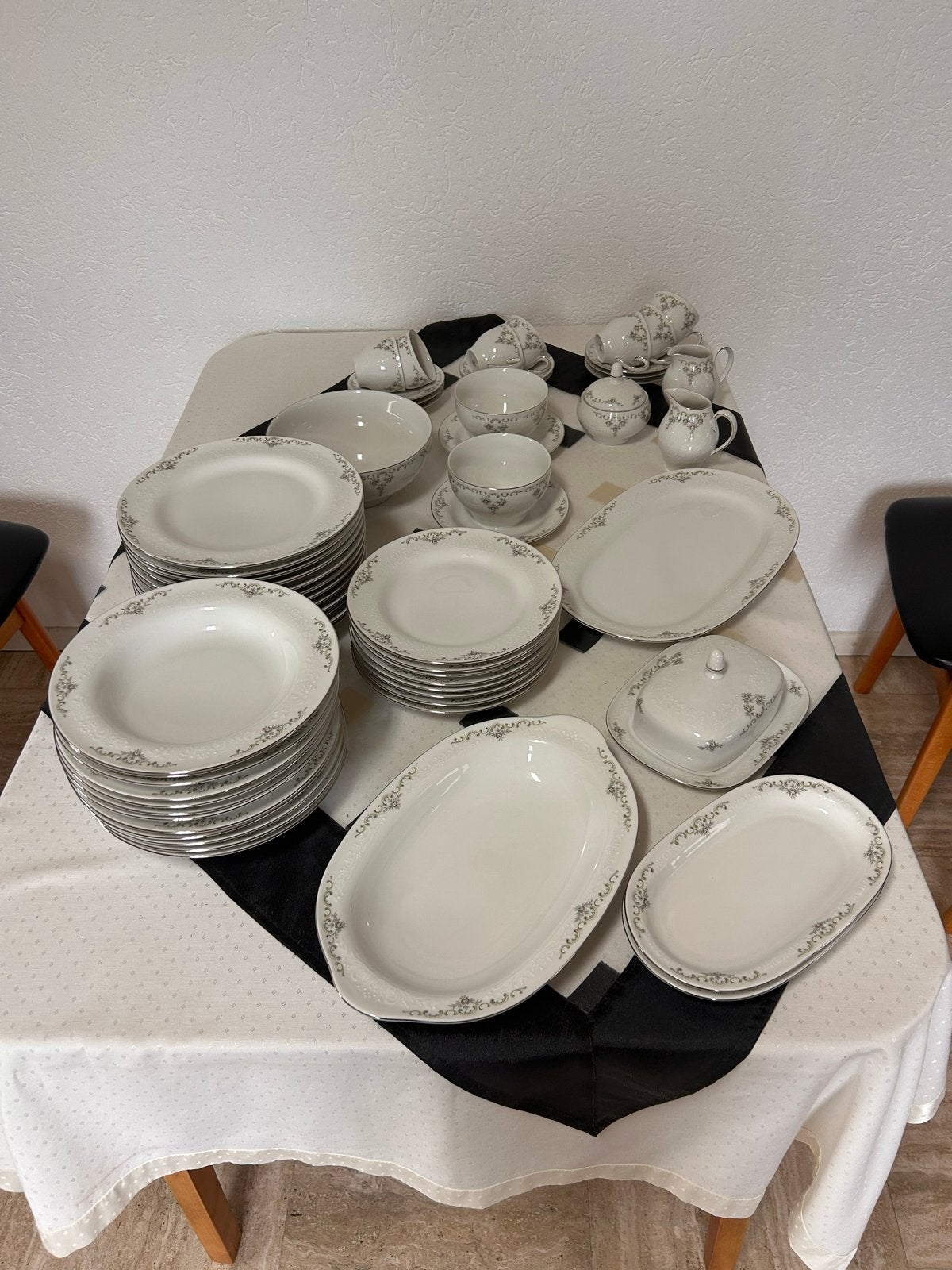 Uitgebreid Scherzer Servies - Trianon Bavaria Porselein, Ophalen, Gebruikt, Overige merken, Klassiek