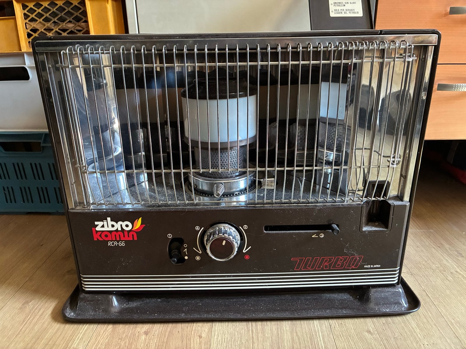 Zibro Kamin RCA 66Petroleumkachel - Turbo, Huis en Inrichting, Kachels, Ophalen, Gebruikt, Overige brandstoffen, Petroleumkachel