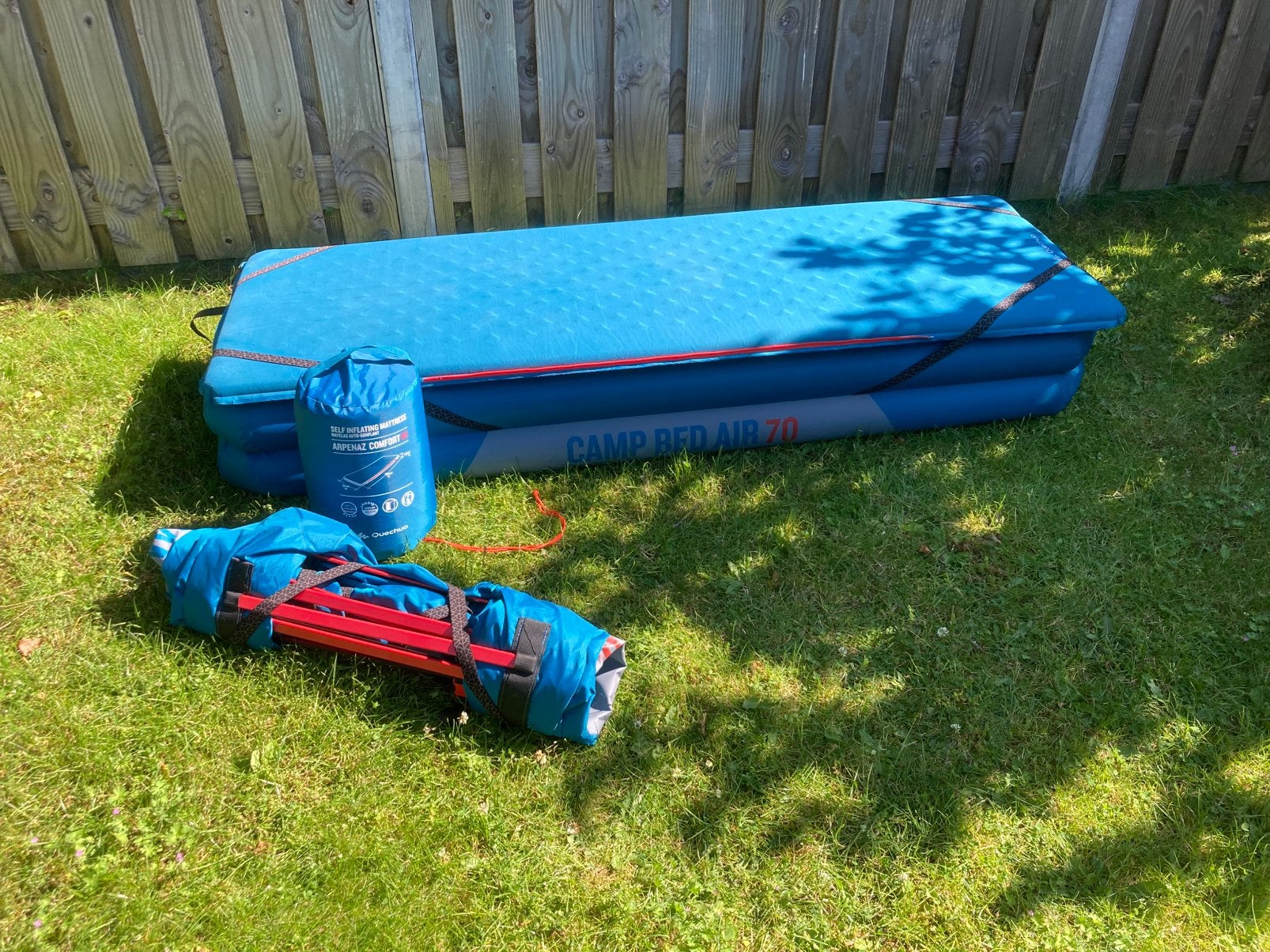 Decathlon QUECHUA Veldbed Camp Bed Air compleet (2 stuks), Ophalen of Verzenden, Zo goed als nieuw, 1-persoons