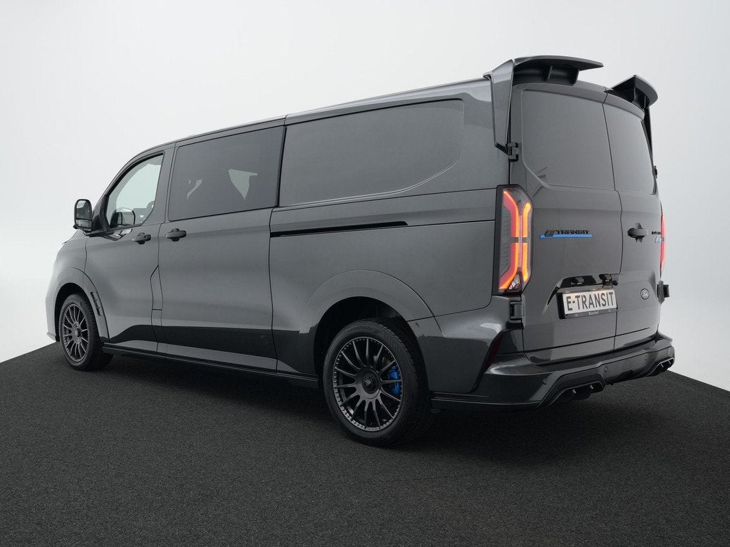 Ford E-Transit Custom 320 L2H1 MS-RT 71 kWh DC | Trekhaak |, Auto's, Bestelauto's, Automaat, Achterwielaandrijving, Zwart, Nieuw