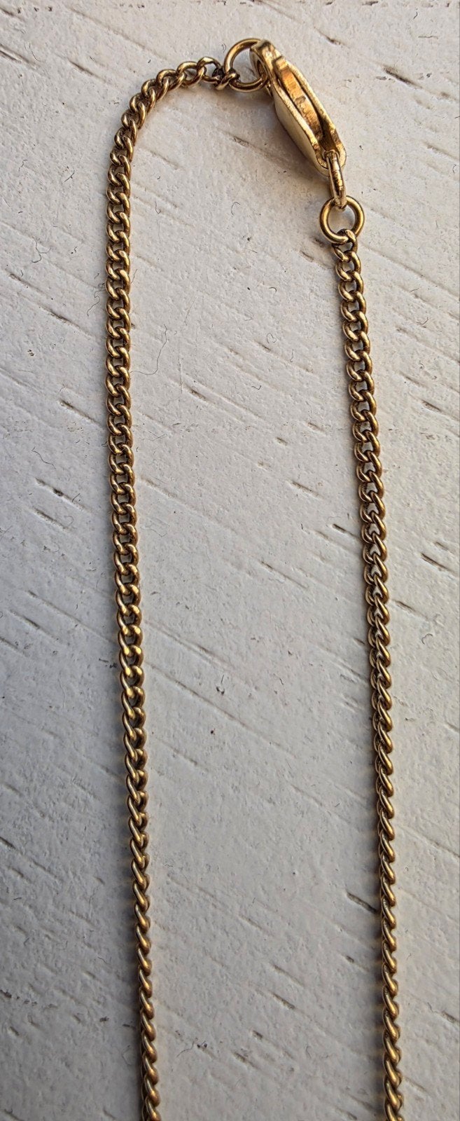 Gouden ketting 14 karaat

Lengte 49 cm

Gewicht 5.3 gram, Verzenden, Zo goed als nieuw, Goud, Goud