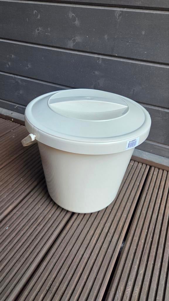 Wasemmer 10 liter met deksel - Crème/Wit, Ophalen of Verzenden, Kunststof, Met deksel