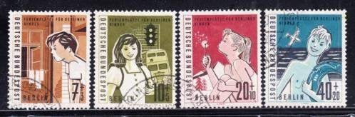 A262 - Berlijn Michel 193/196 gestempeld , speelplaats voor, Verzenden, BRD, Gestempeld