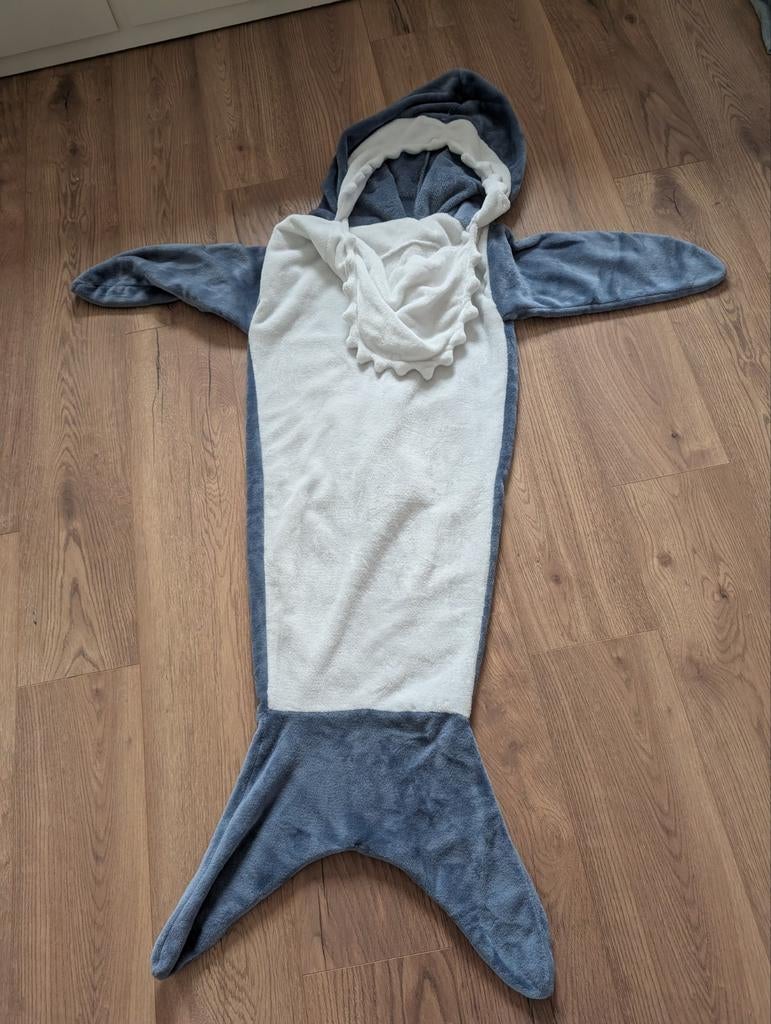 Zachte grijsblauwe haaien onesie - chill pak, Ophalen of Verzenden, Gebruikt, Jongen of Meisje