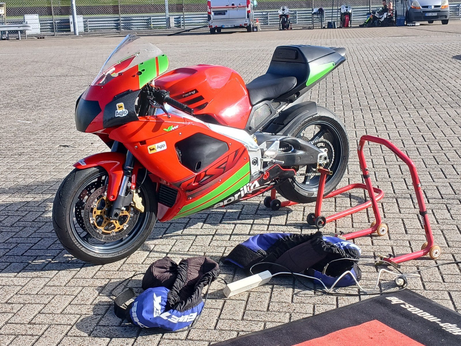Aprilia mille 2002 straat of trackday, 2 cilinders, Sportuitlaat, Motorrijbewijs A, Gebruikt