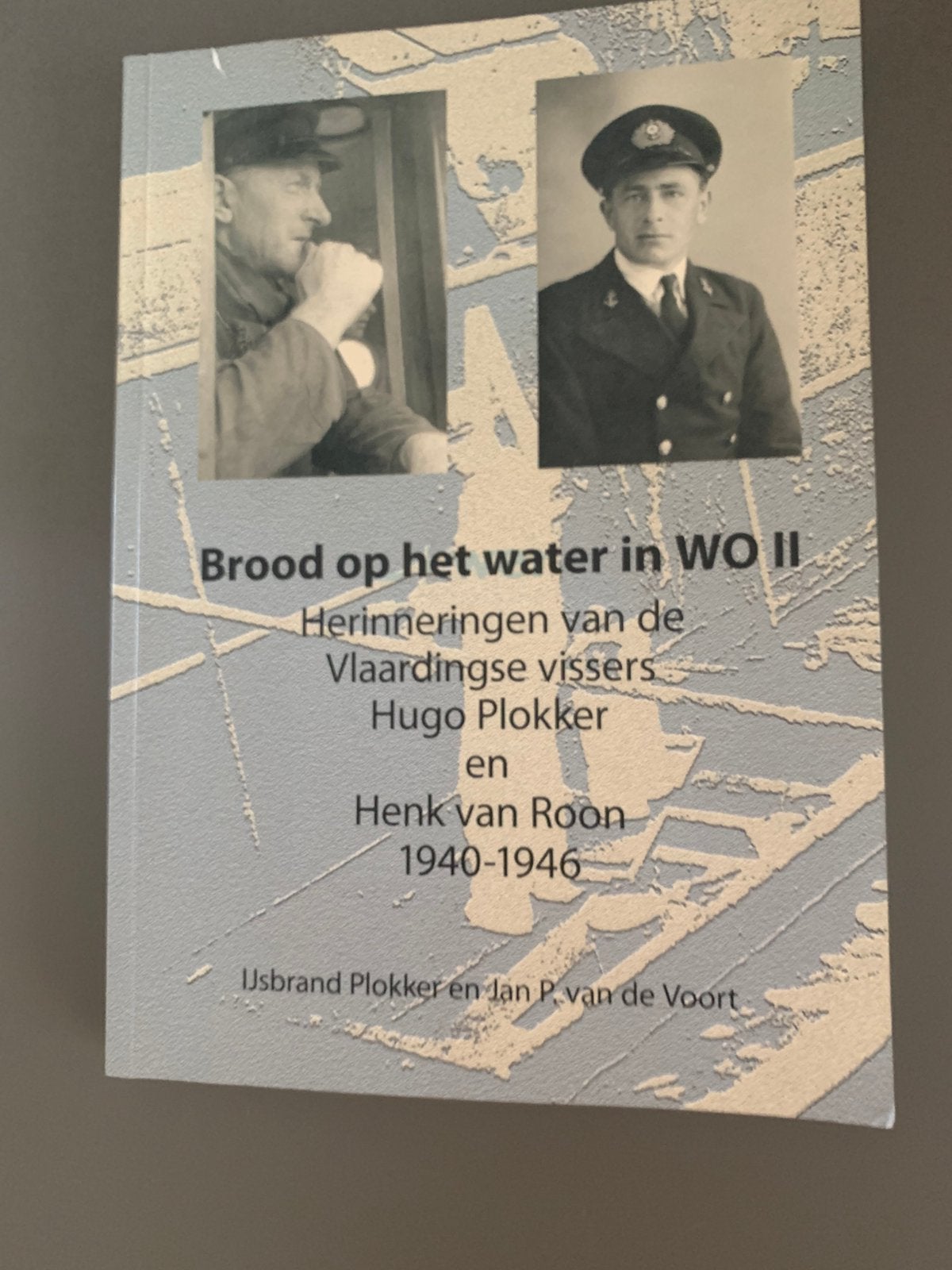 Brood op het water in WO 2, Ophalen of Verzenden, Zo goed als nieuw