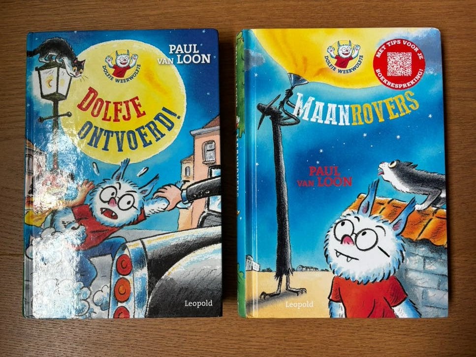 Dolfje weerwolfje boeken (2 stuks) Paul van Loon, Ophalen, Gelezen, Fictie algemeen