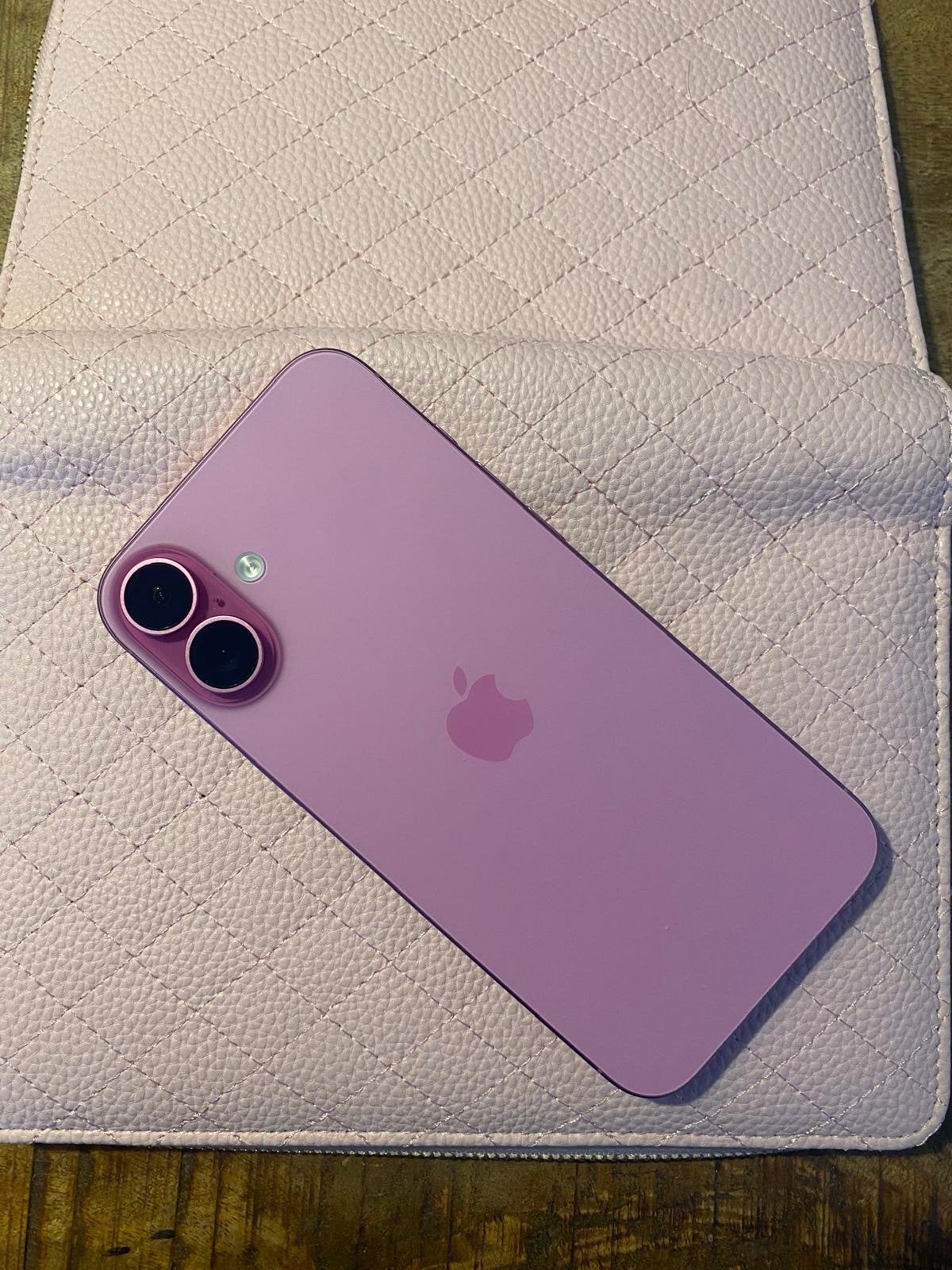 iPhone 16 Plus Roze 128GB - Z.G.A.N., Ophalen, 128 GB, IPhone 16 Plus, Zo goed als nieuw