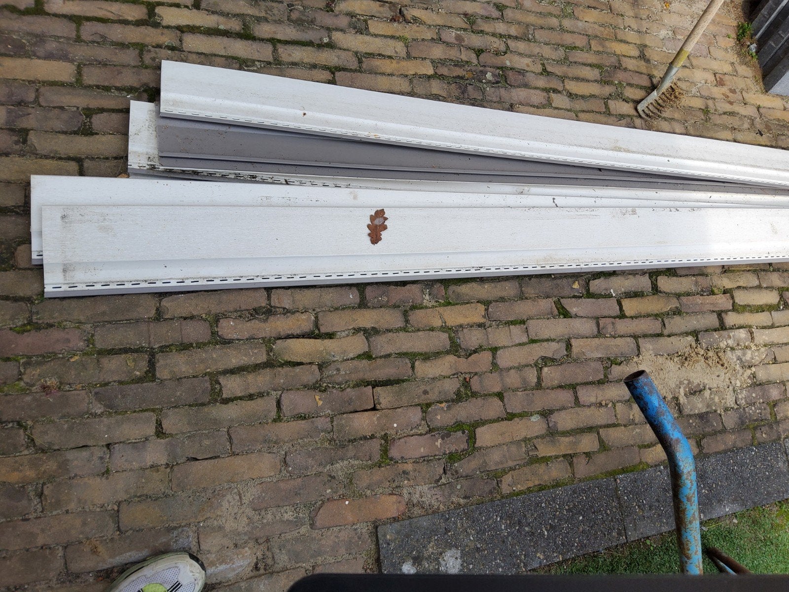 6 meter kunststof schroten (6 stuks) - elk aannemelijk bod, Ophalen, Zo goed als nieuw