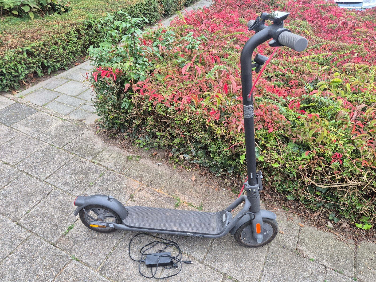 NAVEE elektrische step V40, Fietsen en Brommers, Ophalen, Zo goed als nieuw, Elektrische step (E-scooter), Navee