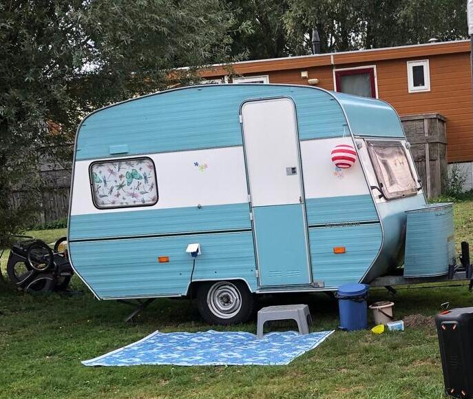 Caravan met luifel, Caravans en Kamperen, Caravans, Treinzit, Particulier, Luifel, 500 - 750 kg