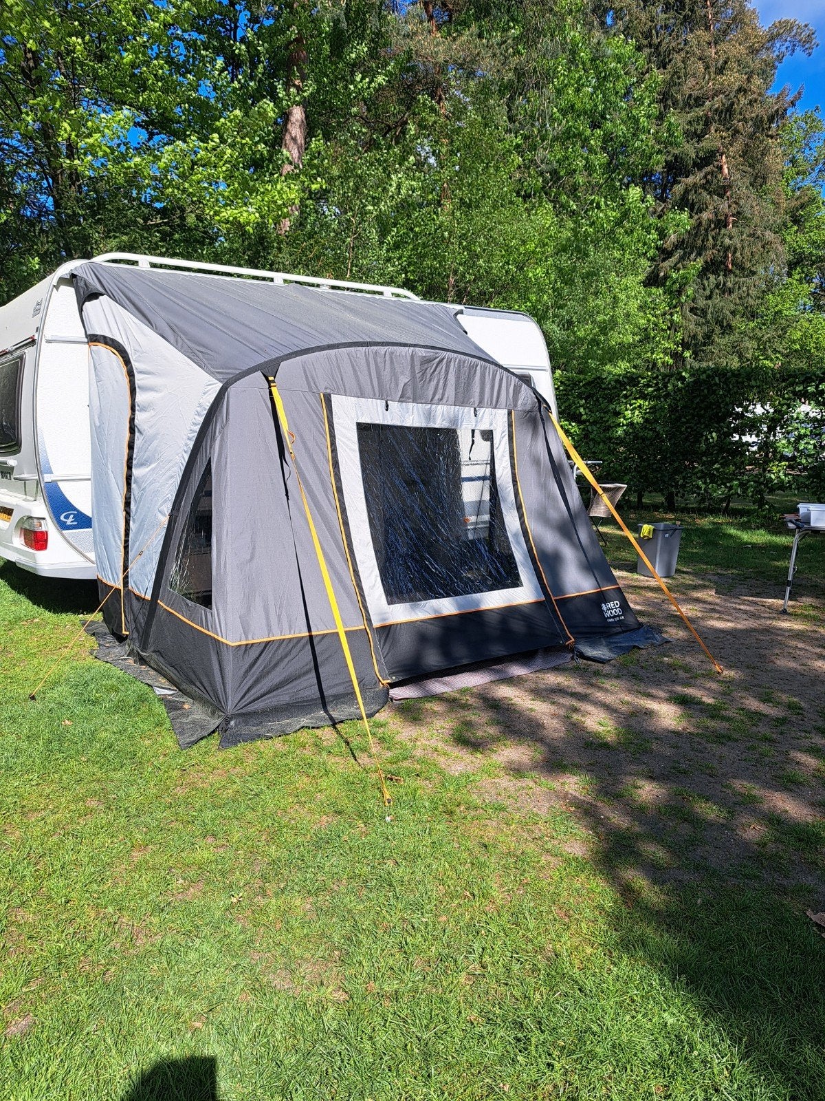 Pinea 325 air deeltent, Ophalen, Zo goed als nieuw