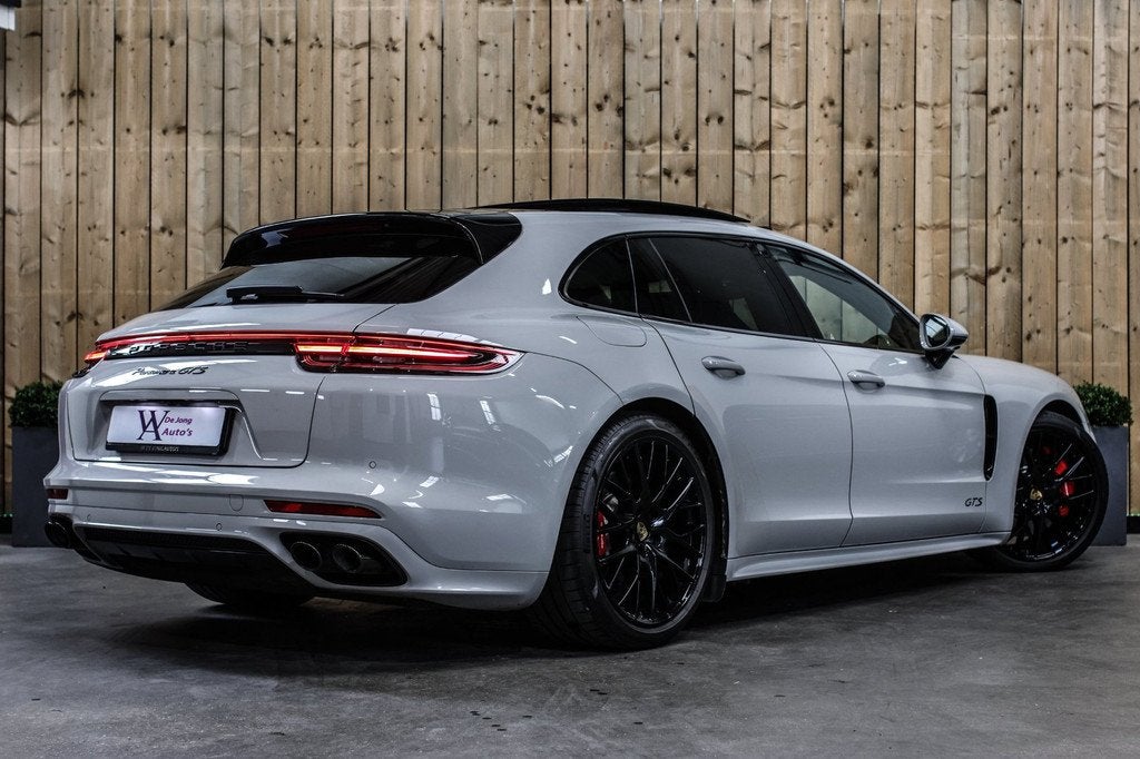 Porsche Panamera Sport Turismo 4.0 GTS *Sport Design*Pano*Sp, Auto's, Porsche, Automaat, 120 €/maand, Origineel Nederlands, 3996 cc