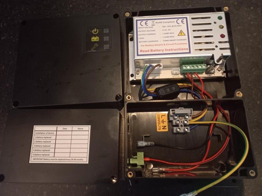 RGL 12V 1Amp USwitchmode Power Supply Unit (1201SM-CH) 15E, Ophalen of Verzenden, Nieuw