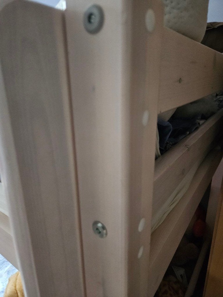 Foto 5 van Z.g.a.n. white wash Stapelbed met lattenbodems