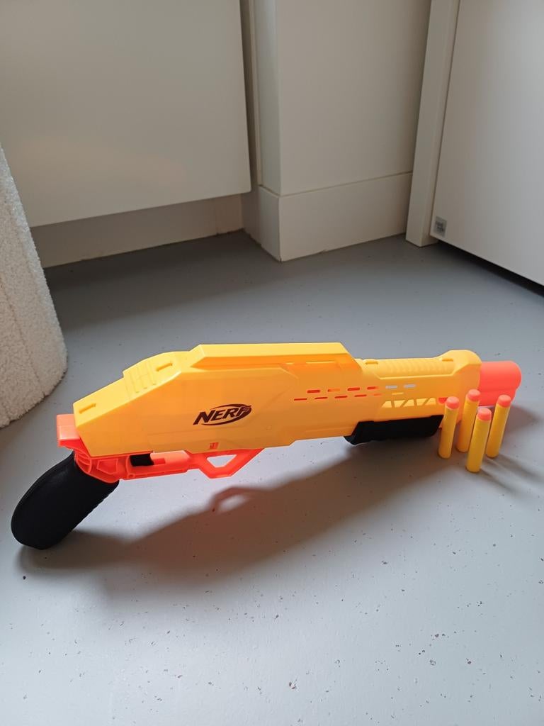 Nerf Pistool Alpha Strike - Geel met Oranje Accenten, Ophalen, Gebruikt