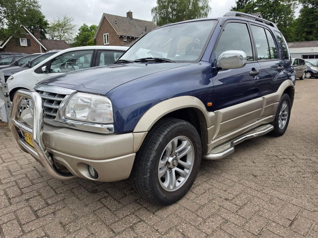 Suzuki Grand Vitara 2.0 4WD / AIRCO, Auto's, Suzuki, Bedrijf, Te koop, Grand Vitara, 4x4, Airbags, Airconditioning, Centrale vergrendeling