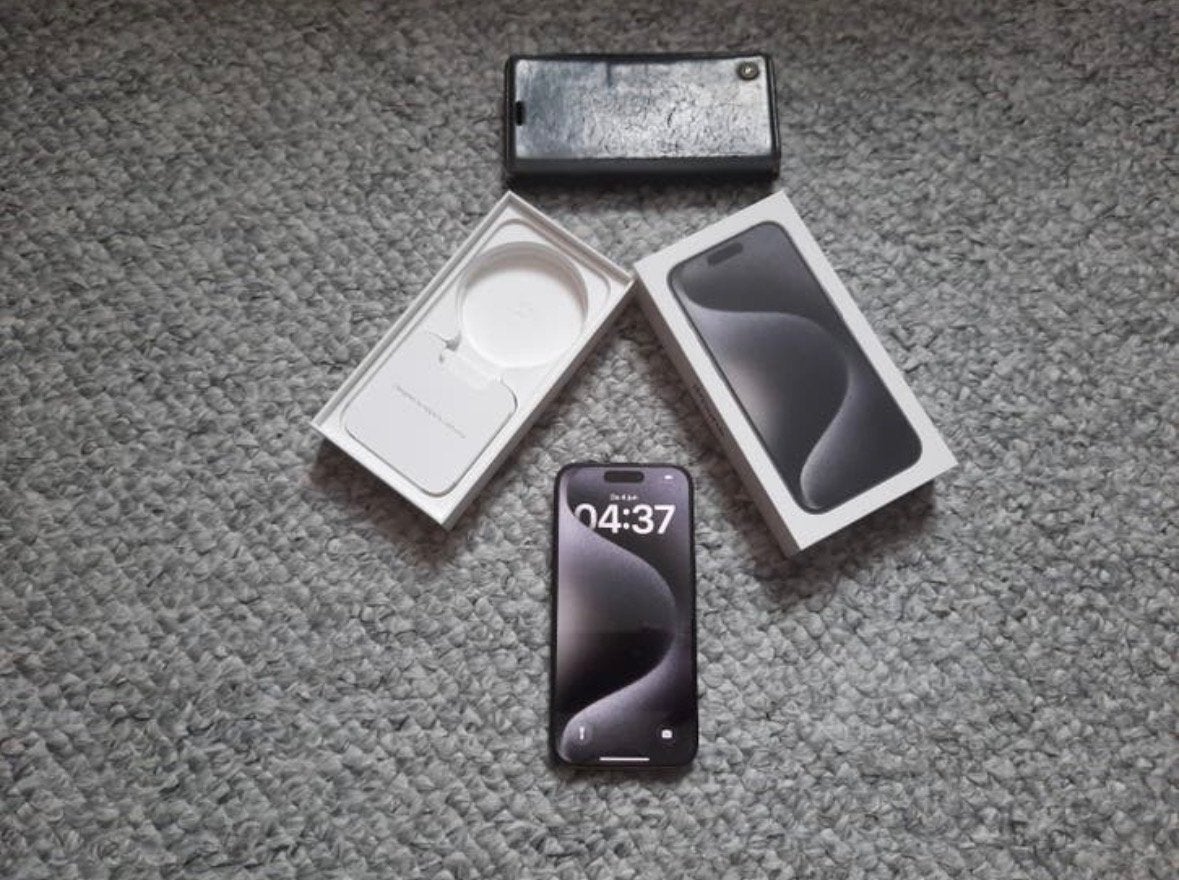 iPhone 15 Pro - 128GB - Zwart, 128 GB, Zwart, Ophalen of Verzenden, Zo goed als nieuw