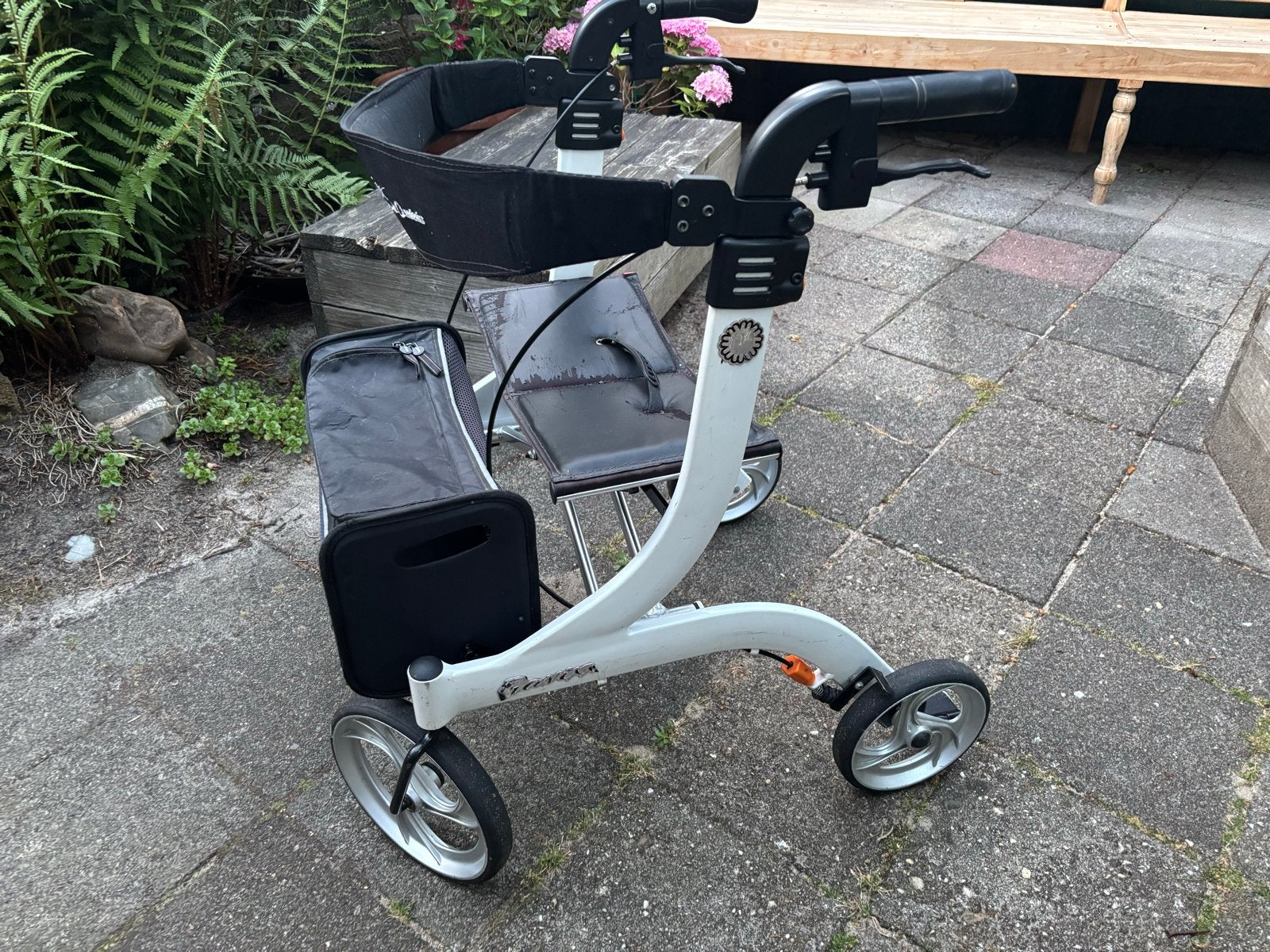 Rollator, merk Travixx by mesipoint, Ophalen, Gebruikt