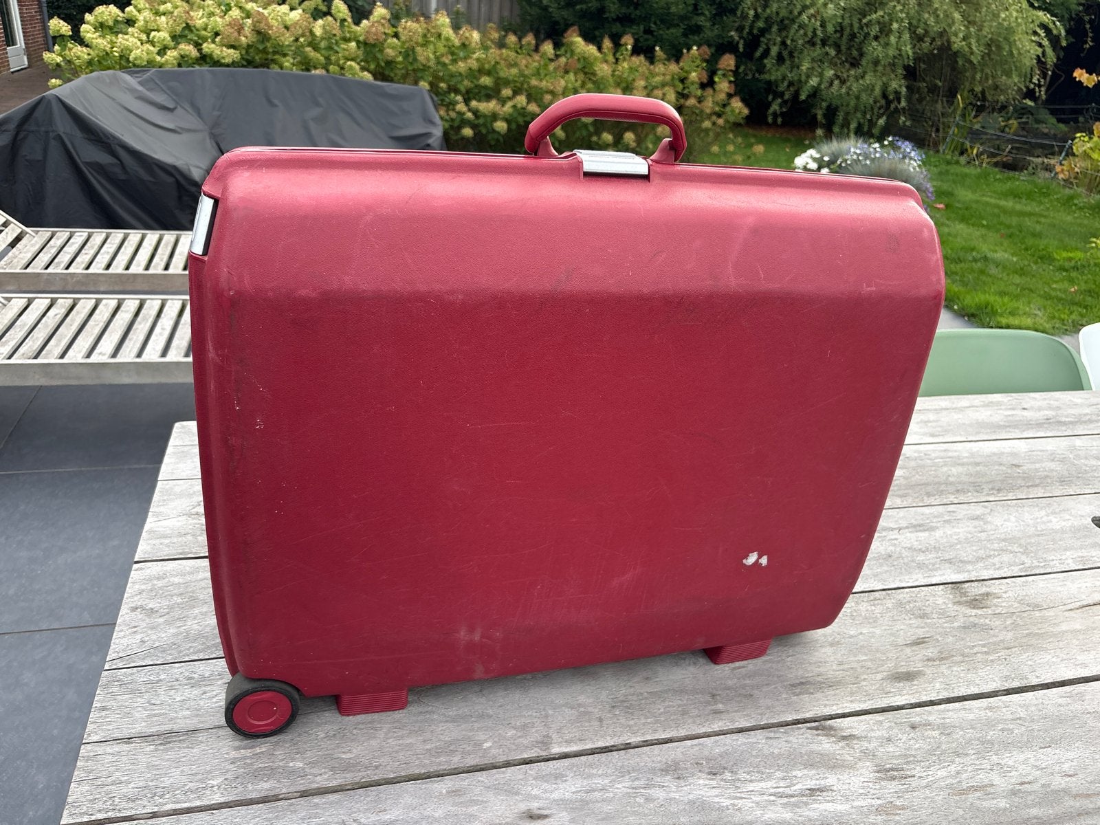 American Tourister Koffer Rood - Vintage Reiskoffer, Gebruikt, 20 tot 30 cm, 60 tot 80 cm, Rood
