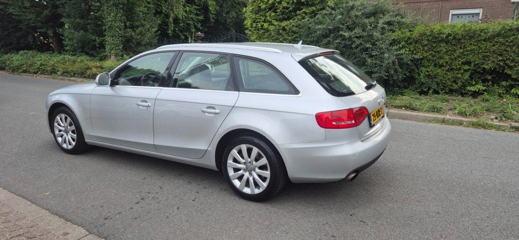 Audi A4 Avant 2.0 TFSI Pro Line Business NIEUWEKETTING/LEER, Auto's, Euro 5, 15 km/l, Gebruikt, Huisgarantie