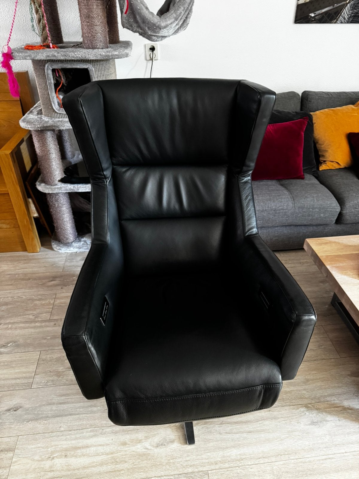 Gealux elektrisch verstelbare zwarte lederen relaxfauleuil, Ophalen, Luxe, Leer, Zo goed als nieuw