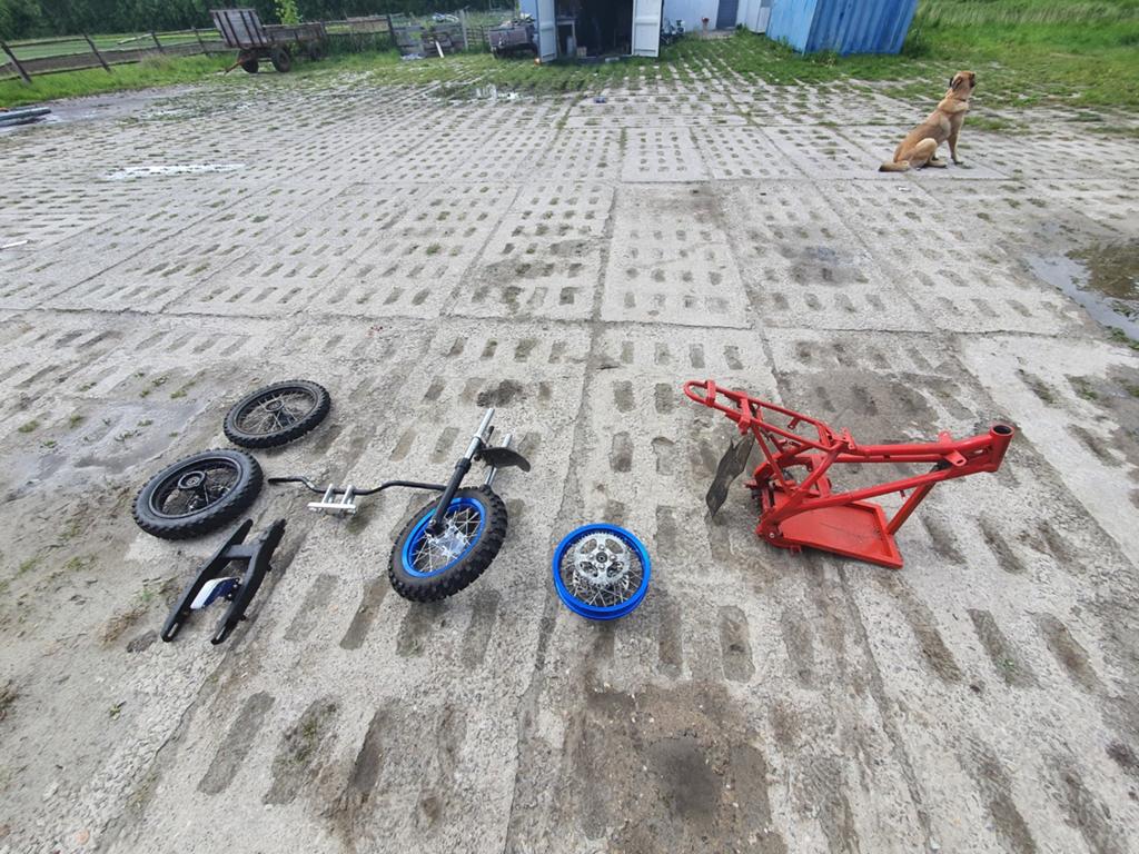 Crossmotor frame en onderdelen nieuw gespoten, Ophalen, Nieuw