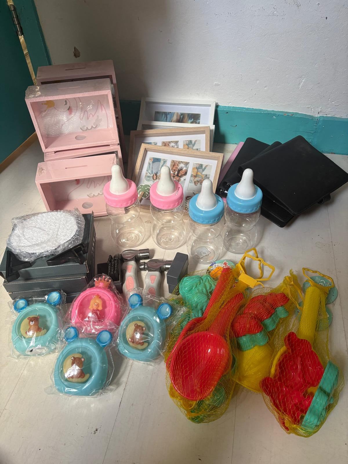 Grote partij diverse spullen: baby, decoratie, speelgoed, Kinderen en Baby's, Overige Kinderen en Baby's, Ophalen of Verzenden