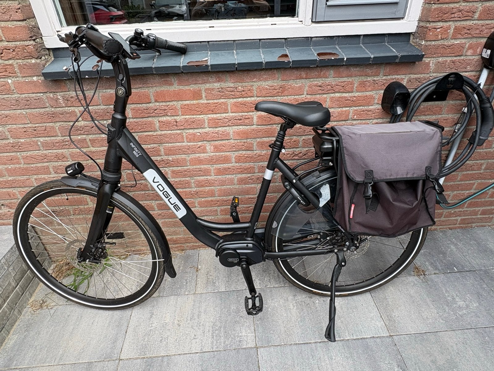 Vogue Infinity MDS M200 in zeer goede staat, 53 tot 56 cm, Zo goed als nieuw, Schijfrem, Ophalen