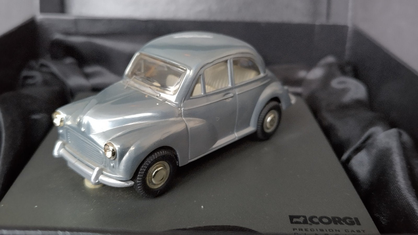 Morris Minor 1:43 Corgi Classics Pol, Auto, ., Nieuw, .