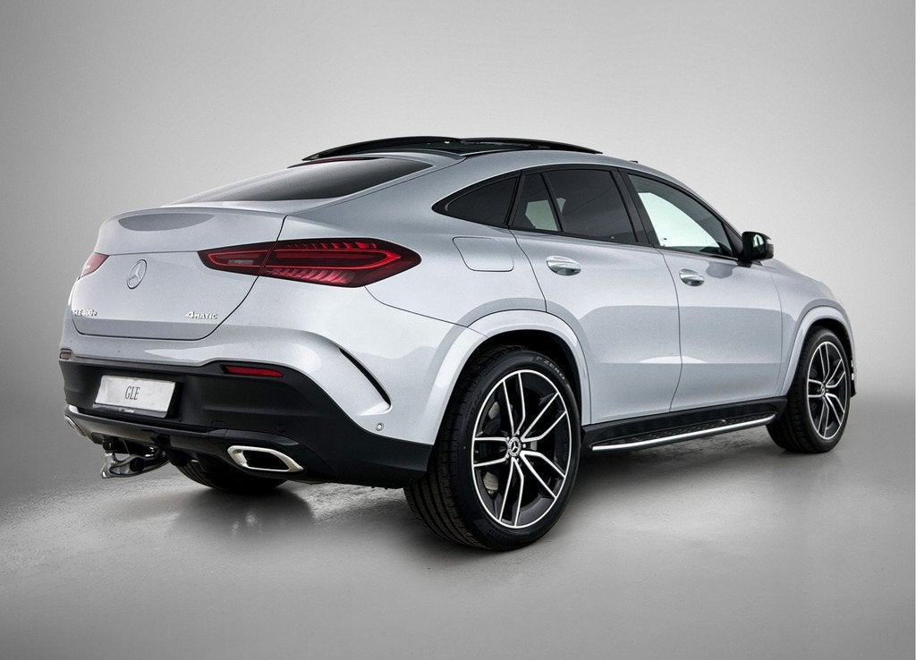 Mercedes-Benz GLE Coupé 400 e 4MATIC Sport Edition Premium, Auto's, Mercedes-Benz, Automaat, Zwart, 4 cilinders, Bedrijf