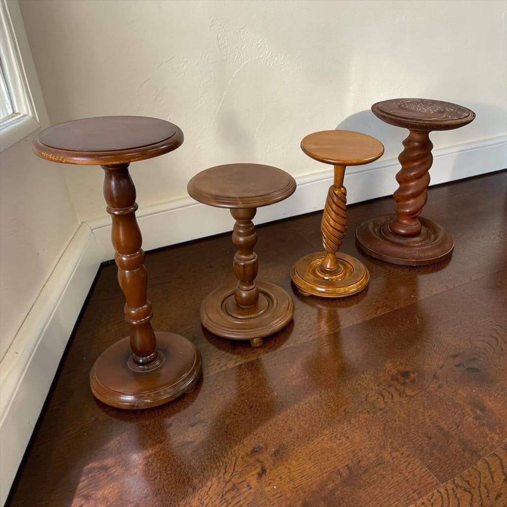 Vintage ronde  houten bijzettafel / sidetable / staander, Ophalen, Gebruikt