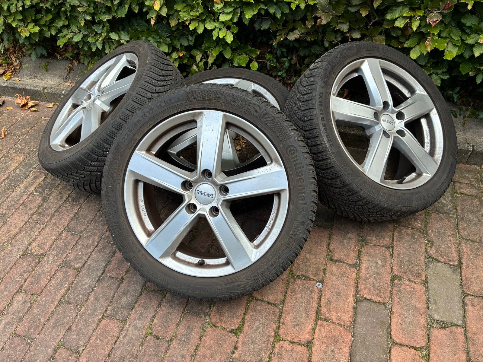 Zomeraanbieding: Winterbanden op velgen - 225/45 R17, Auto-onderdelen, Ophalen, Gebruikt, Banden en Velgen, 17 inch