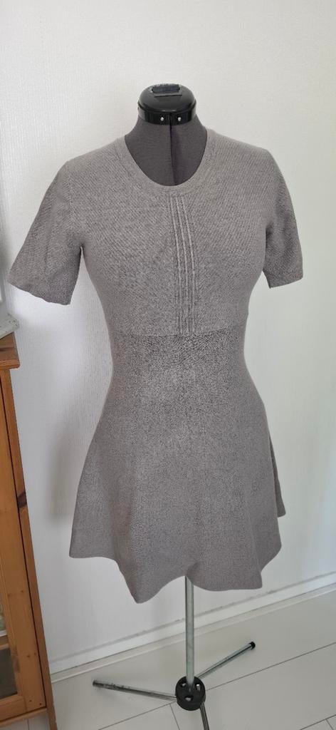 Leuke Superdry jurk maat M, Maat 38/40 (M), Grijs, Gedragen, Boven de knie